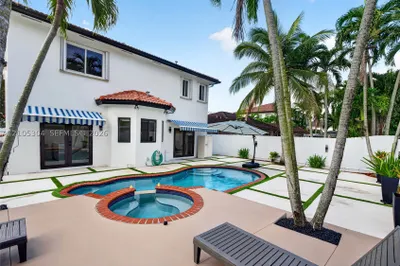 15217 SW 36th Ter 1