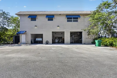 234 NE 4th Avenue 1
