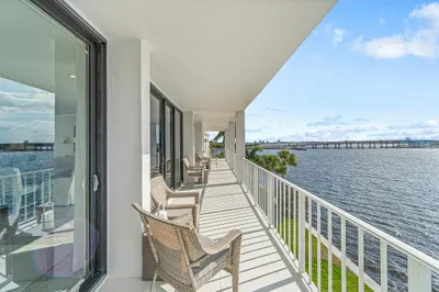 2784 S Ocean Boulevard #301s 1