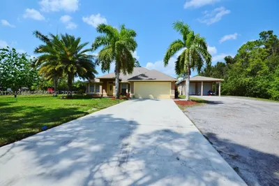 17569 N 89th Pl N 1