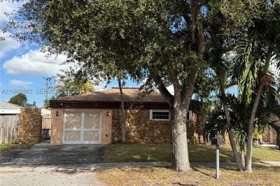11611 SW 83rd Ter 1