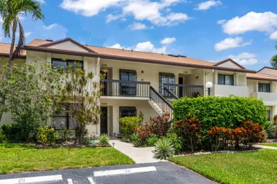 3386 Lucerne Park Drive 1
