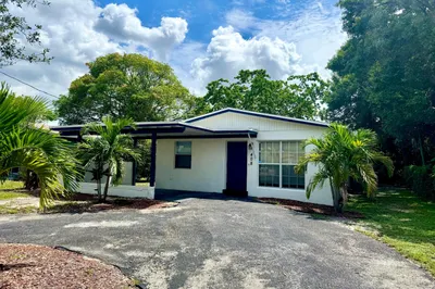 408 NW 21st Terrace 1