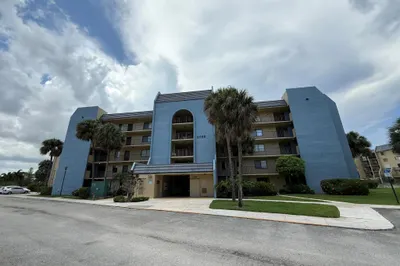 2788 Tennis Club Drive #104 1