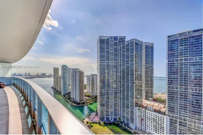 200 Biscayne Boulevard Way #3404 1
