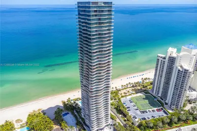 19575 Collins Ave #28 1