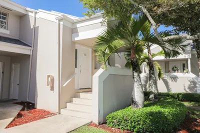 2646 SE 21st Court #203-D 1