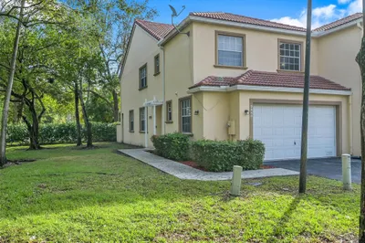 9640 Royal Palm Boulevard 1