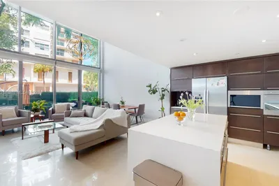 6000 Collins Ave #125 1