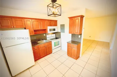 47 NW 47th Ave #14 1