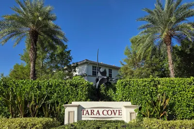 4679 Tara Cove Way 1