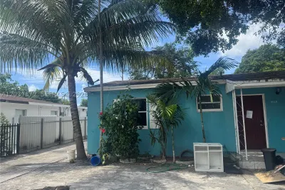 3320 NW 87th Ter 1
