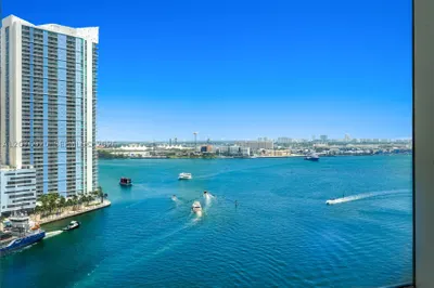 901 Brickell Key Blvd #1807 1