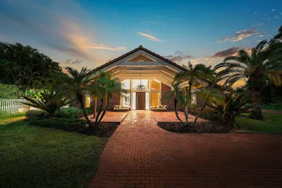 6641 Giralda Circle 1