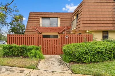 2645 Albatross Road N #4-C 1