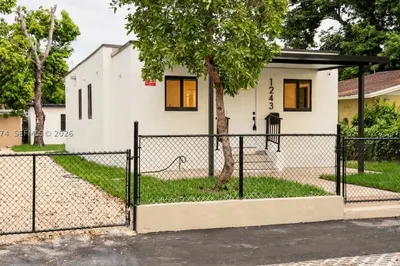 1243 NW 29th Ter 1