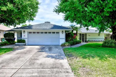 4089 Santa Barbara Dr.