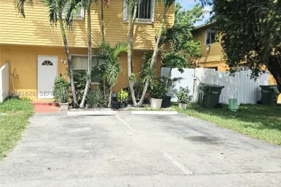 113 NE 12th Ave #113 1