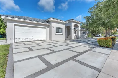 6402 SW 93rd Pl #6402 1