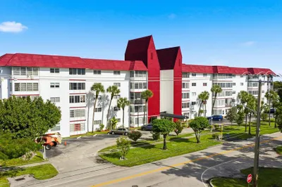 4851 NW 21ST Street #509 1