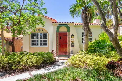714 Sunset Road 1