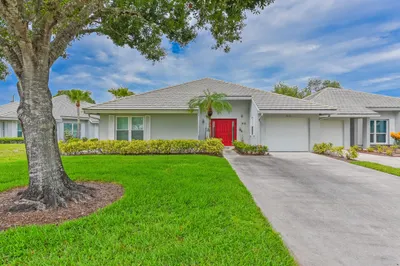 2846 SW Westlake Circle 1