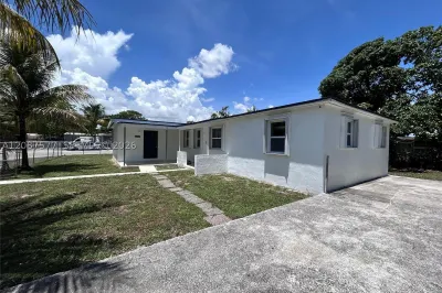 1835 NW 122nd St 1