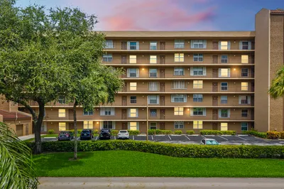 4570 NW 18th Avenue #206 1