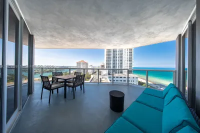 6301 Collins Ave #1708 1