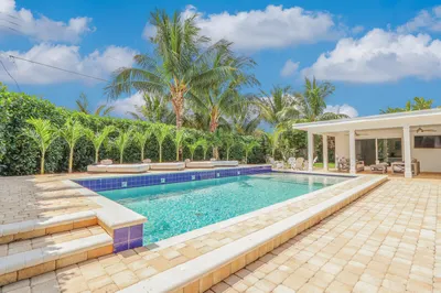 pool view