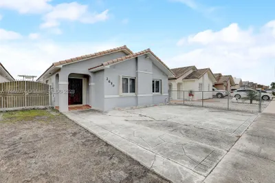 2650 W 72nd Pl 1