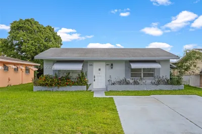 7505 NW 58th St 1