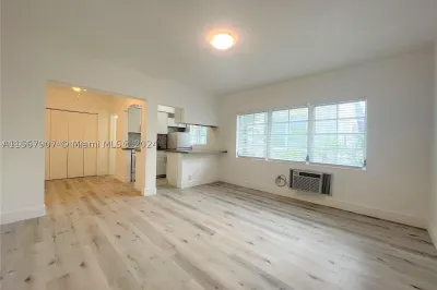 1021 Euclid Ave #9 1