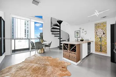 300 S Biscayne Blvd #L-1232 1