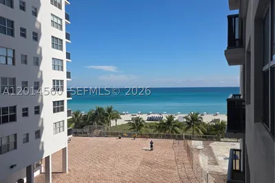 6039 Collins Ave #621 1
