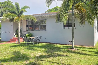 1225 NW 127th St 1