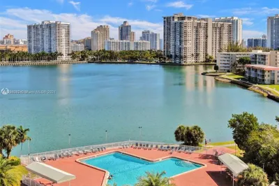 2905 Point East Drive #L-608 1