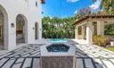 296 Ocean Blvd Photo