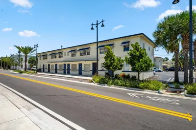 919 6th Street #1-5 1