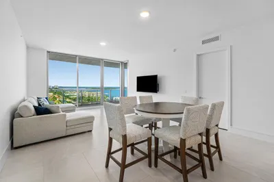 220 Lake Shore Drive #1817 1