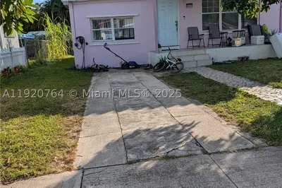 16931 NE 5th Ct 1
