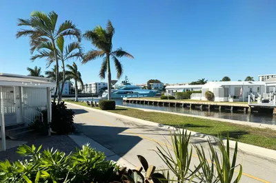 208 Flamingo Drive 1
