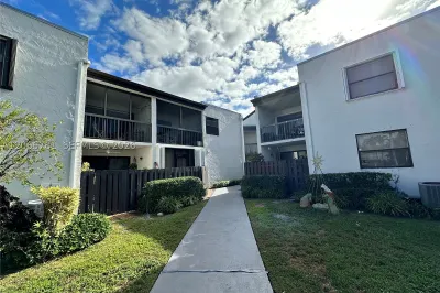 9427 Fontainebleau Blvd #102-34 1