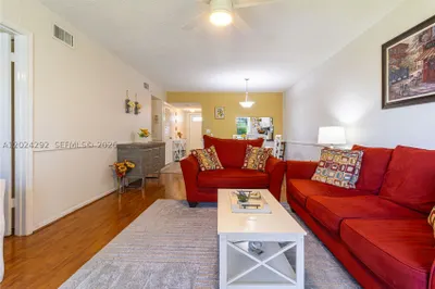 9780 N Marina Blvd #424 1
