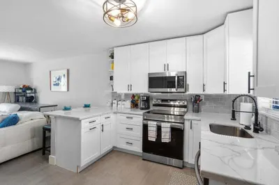 2013 Wilkins Avenue 1