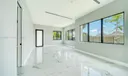 2260 E 9th Ave Photo