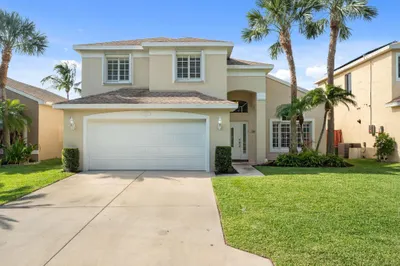 4620 SE Winter Haven Court 1