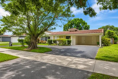 461 SW 54th Avenue 1