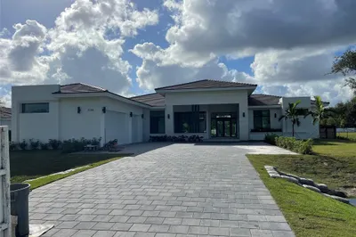15300 SW 54 Place 1