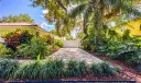 6 Pineapple Lane Photo
